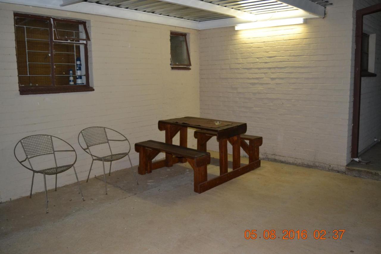 The Lighthouse Guesthouse Welkom Exterior photo