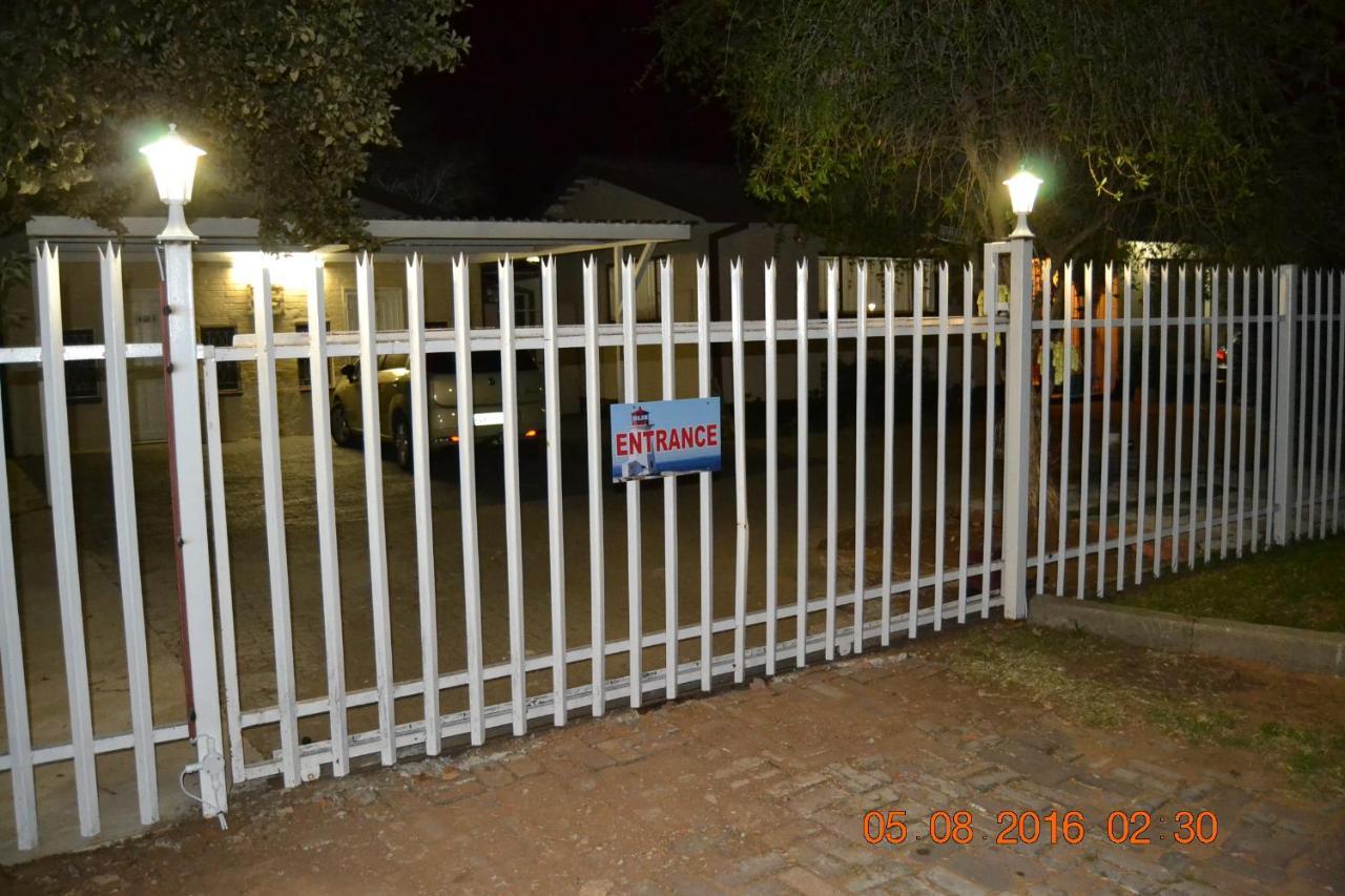 The Lighthouse Guesthouse Welkom Exterior photo